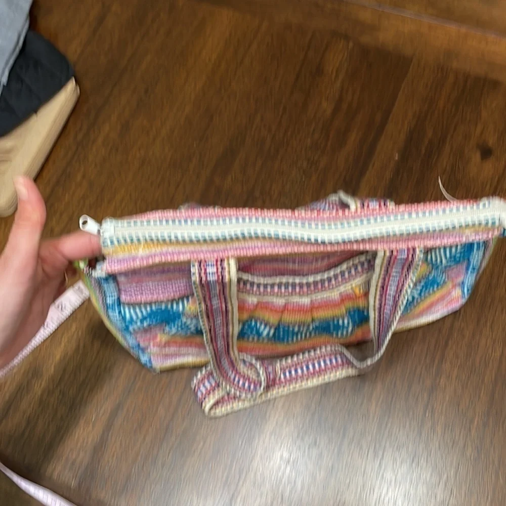 Pinzon artisan embroidered shoulder bag